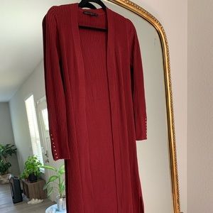 White House Black Market red ribbed duster